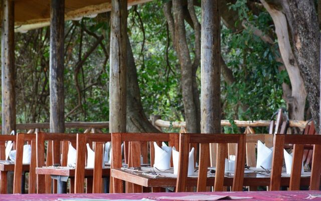 Mara Sun Lodge