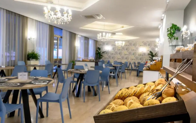 Hotel ATLAS