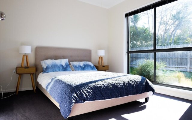 Caxton Beach House - hot tub spa