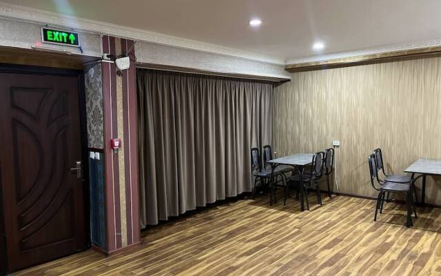 Sun Hotel Hostel