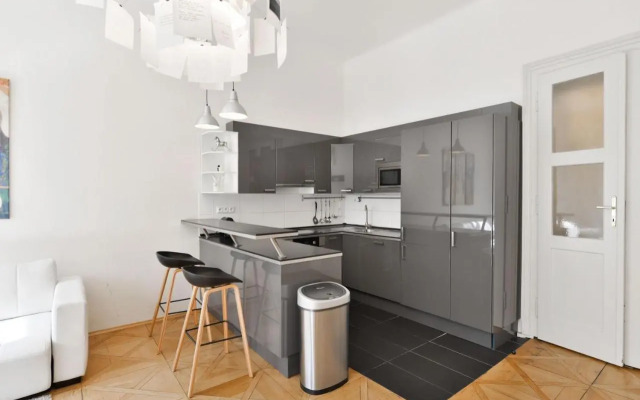 Kafka's Head Apartment