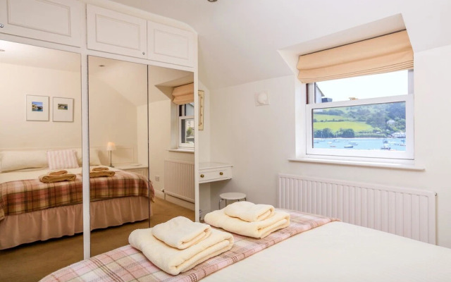 7 Island Quay