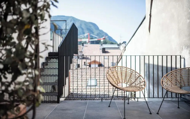 Goldenstern Townhouse