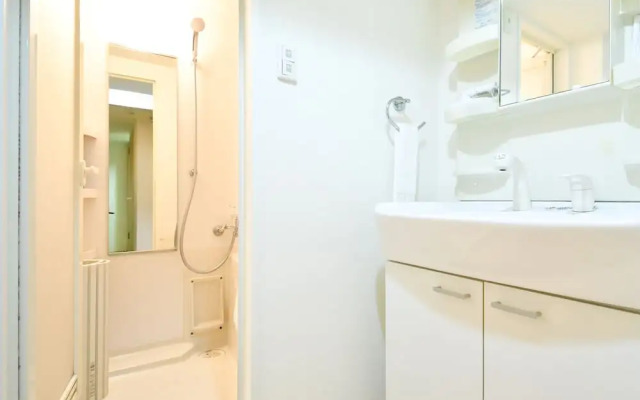 City Street Inn 307 PH211