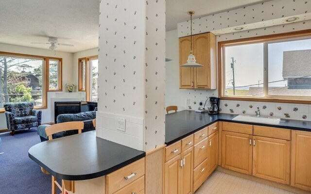 Oceanview Manor 6 Bedroom Home