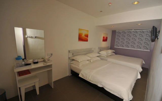 M Design Hotel at Pandan Indah