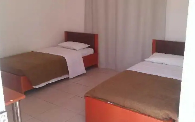 Sunshine Hotel & Apartments