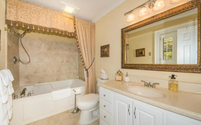 Oak Hill on Love Lane