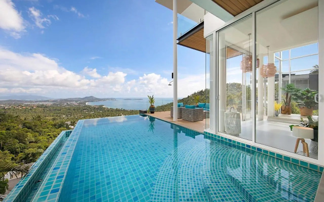 Stunning Blue Sea Villa 3BDRM Infinity Pool