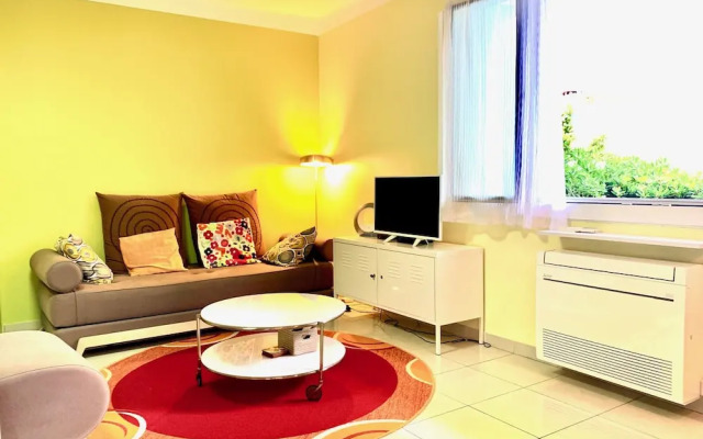 Apart-Hotel Riviera Old Port