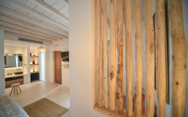 THA-LIA Myconian Suites and Studios