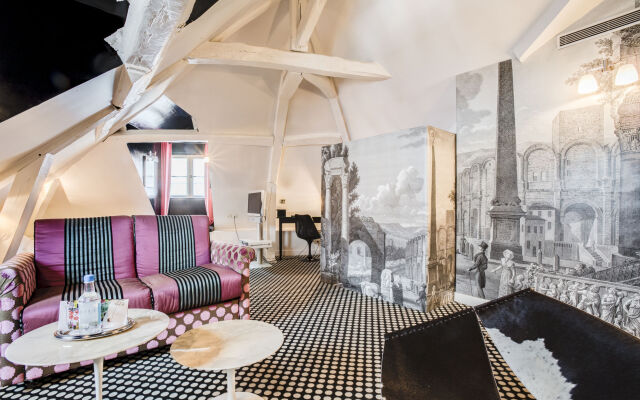 Hôtel du Petit Moulin, Haute Couture hotel by Lacroix
