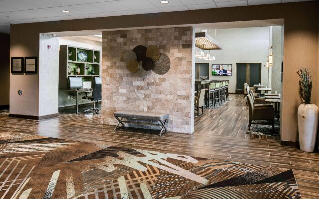 Hampton Inn & Suites Hudson