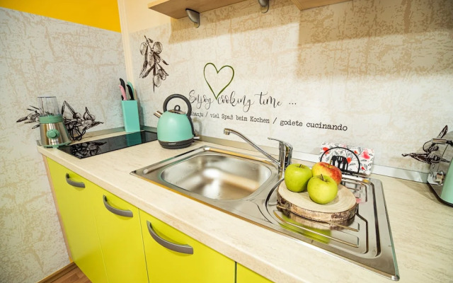 Lux Living Apartment Budic