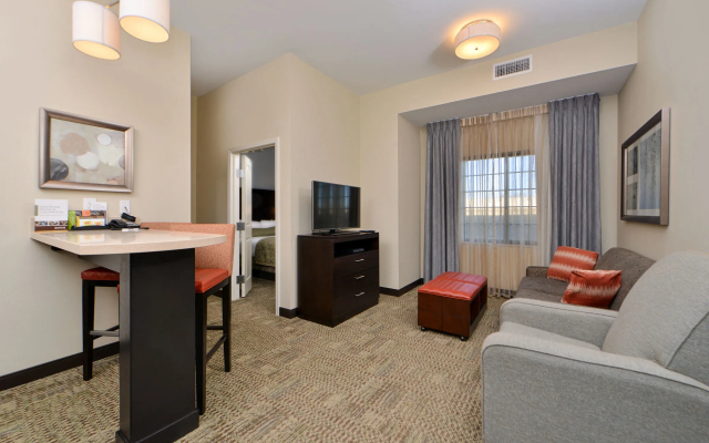 Staybridge Suites Rochester - Commerce Dr NW by IHG