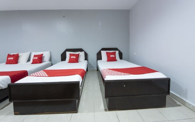 OYO 90254 D Anugerah Hotel