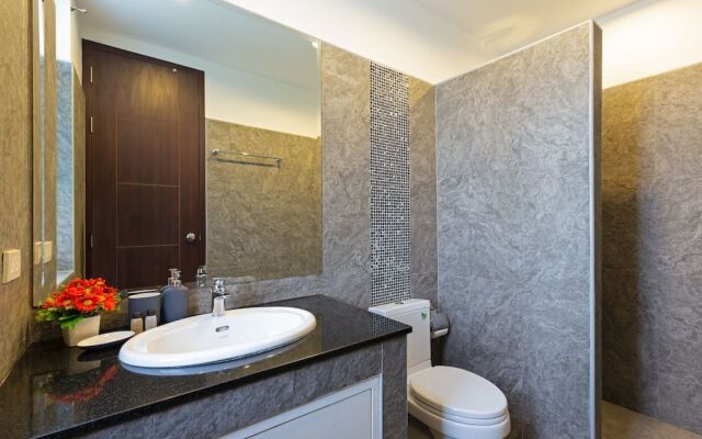 Tropical Stay at 2BR Pool Villa Greens 8