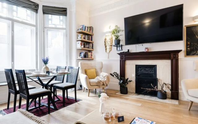 Bright and Modern Mayfair Apartment