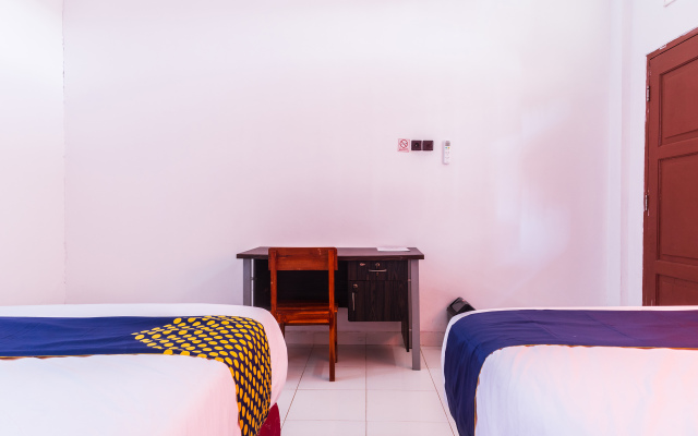 SPOT ON 2318 Citra Palm Residence