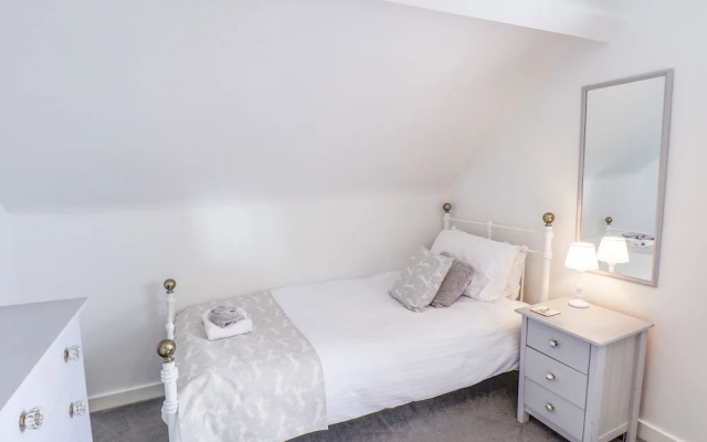 Coopers Cottage