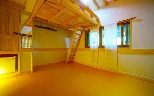 Jeonju Jeongdam Hanok Stay