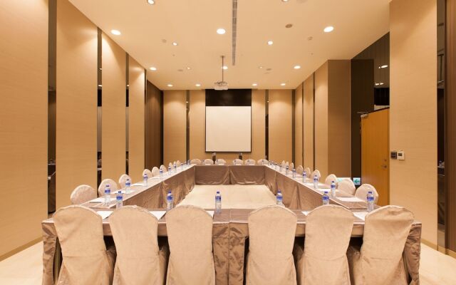 F Hotel Chipen