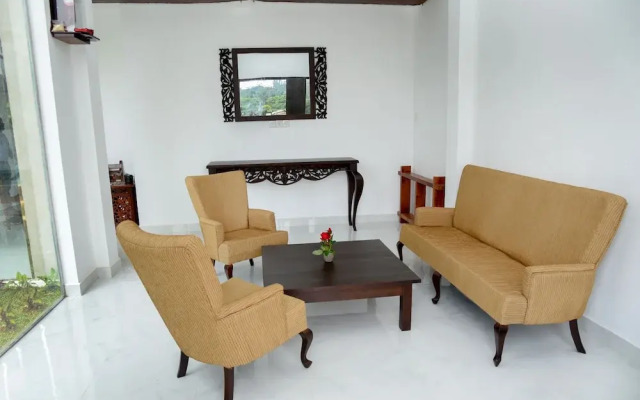 OYO 451 Ivy Bungalow