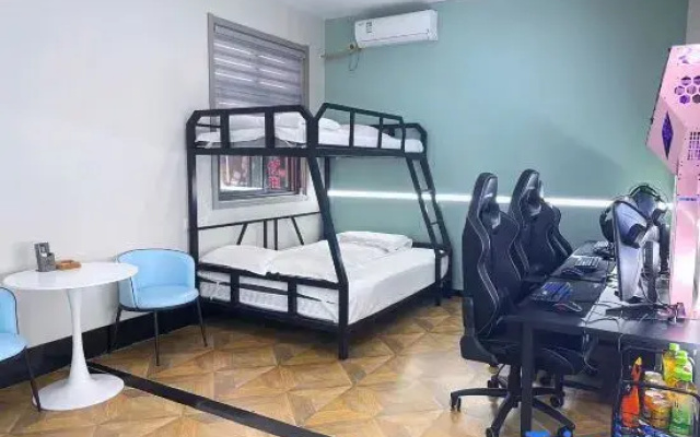 Linquan Aurora E-Sports Hotel