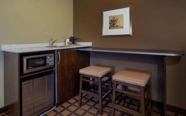 Microtel Inn & Suites by Wyndham Timmins