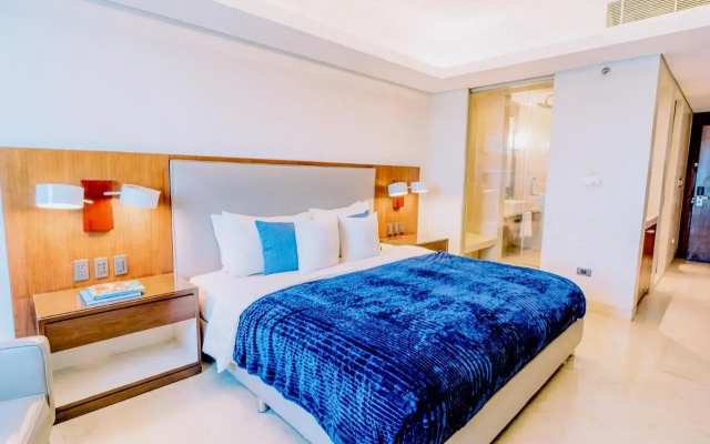 MCollection - Convenient City Stay in Iloilo Business Park