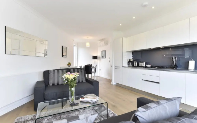 Tower Bridge City Apartments