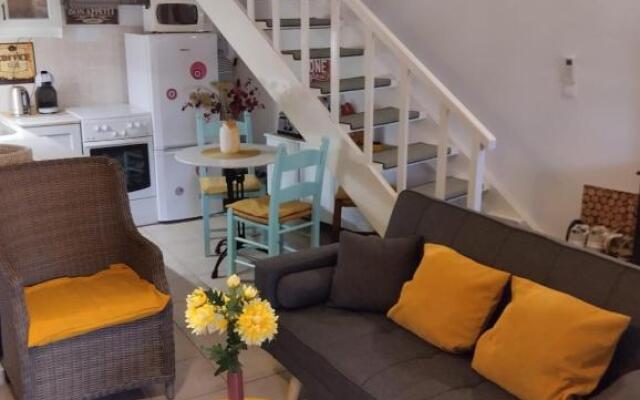 Little Lotus Apartment
