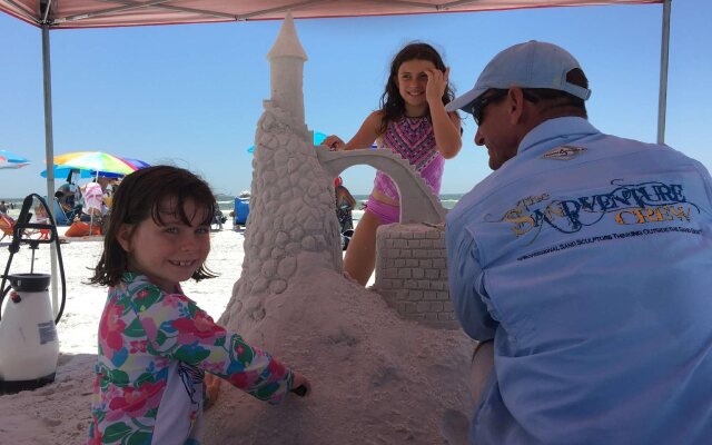 Spark by Hilton Sarasota Siesta Key Gateway