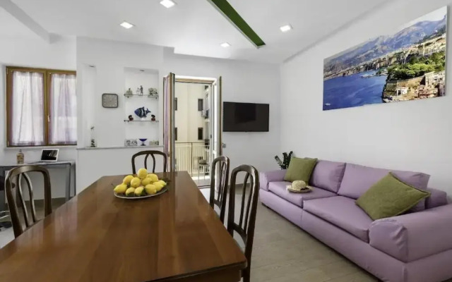 Rose Sorrento House