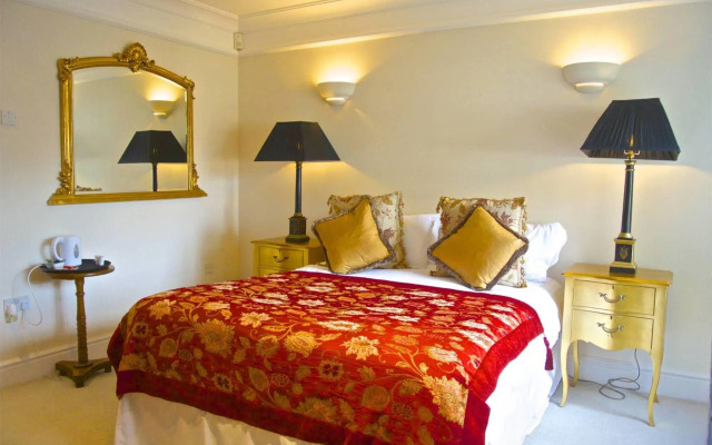 The Walton Hotel