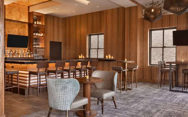 Hyatt Place Houston Downtown