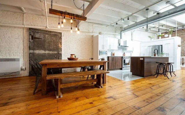 Stunning Old Montreal Penthouse