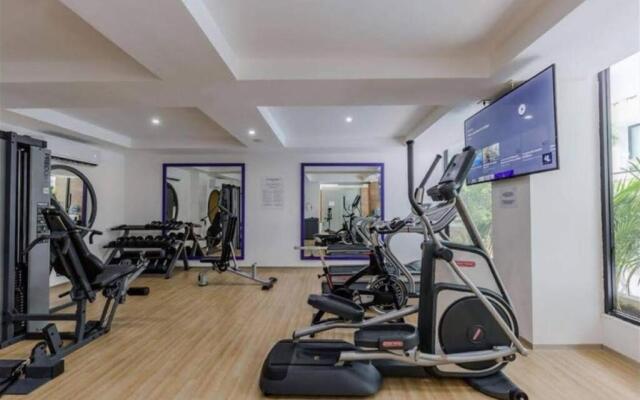 Entire Apartment, Excellent Location The City 1004