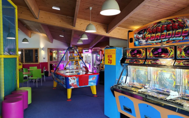 Snowdonia Sunbeach Holiday Sea and Mountain View