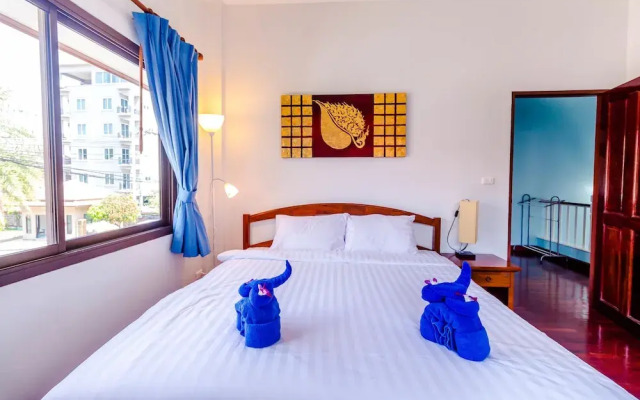 3 Bedrooms Pool Villa Walk to Patong
