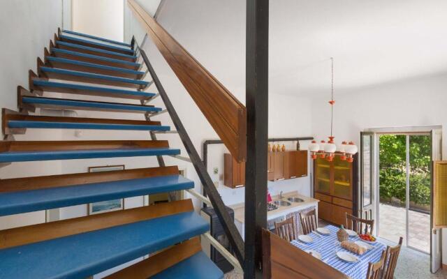 Villa dei Primi by BarbarHouse