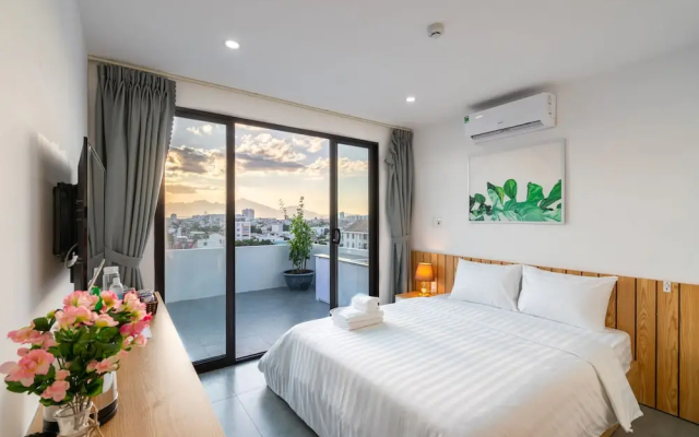 Dandelion Apartment