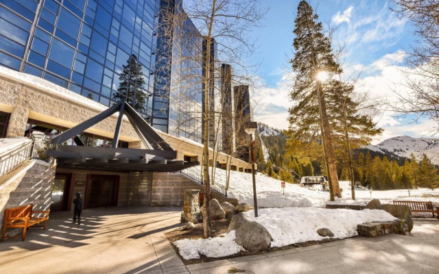 Resort at Squaw Creek #241/243