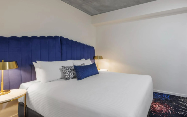 Oaks Melbourne St Kilda Road Hotel