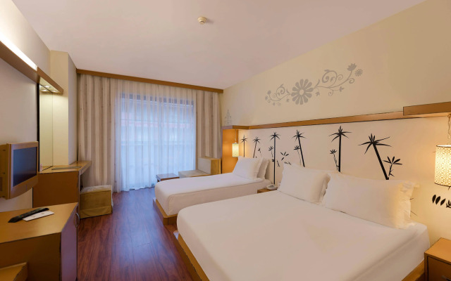 Siam Elegance Hotel & Spa
