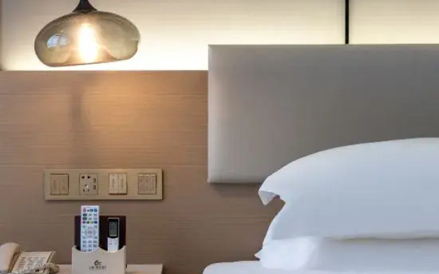 Wanning Wanyi Yujing Hotel (Wanning People's Hospital)