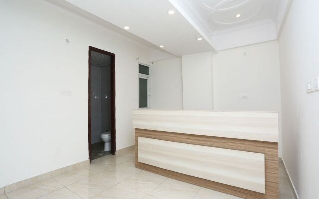 Capital O 22956 Hotel Grand Residency