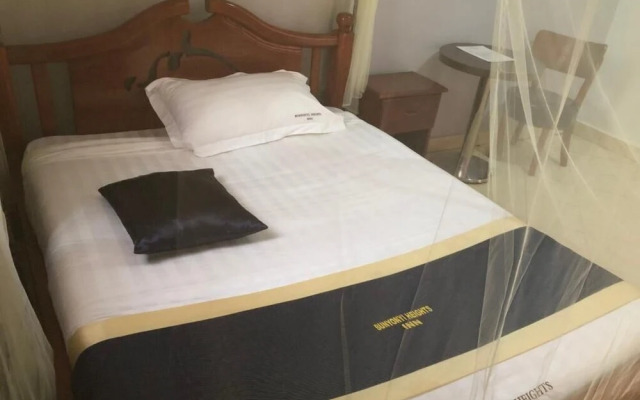 Bunyonyi Heights Inn
