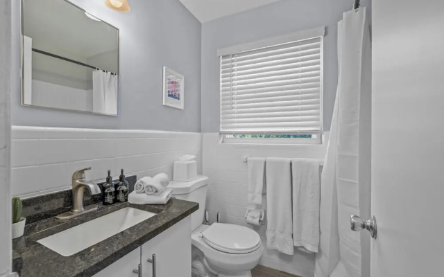 881 Furnished Apartments