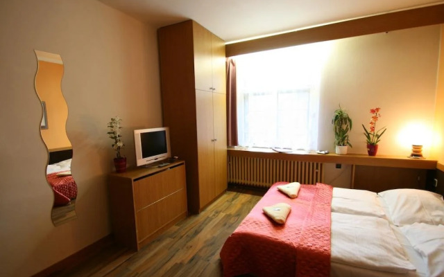 Hotel Hrazany